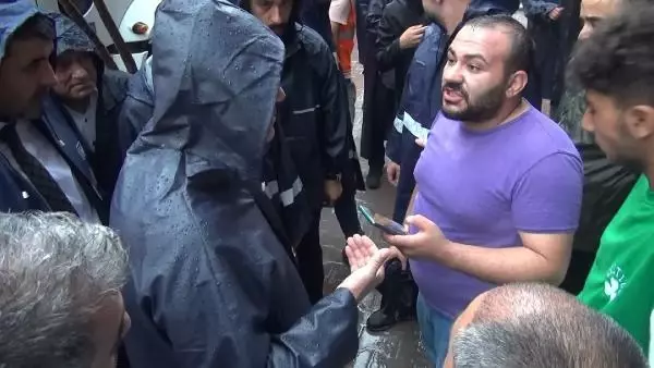 Esenyurt'ta belediye başkanı ile su basan evin sahibi arasında tartışma