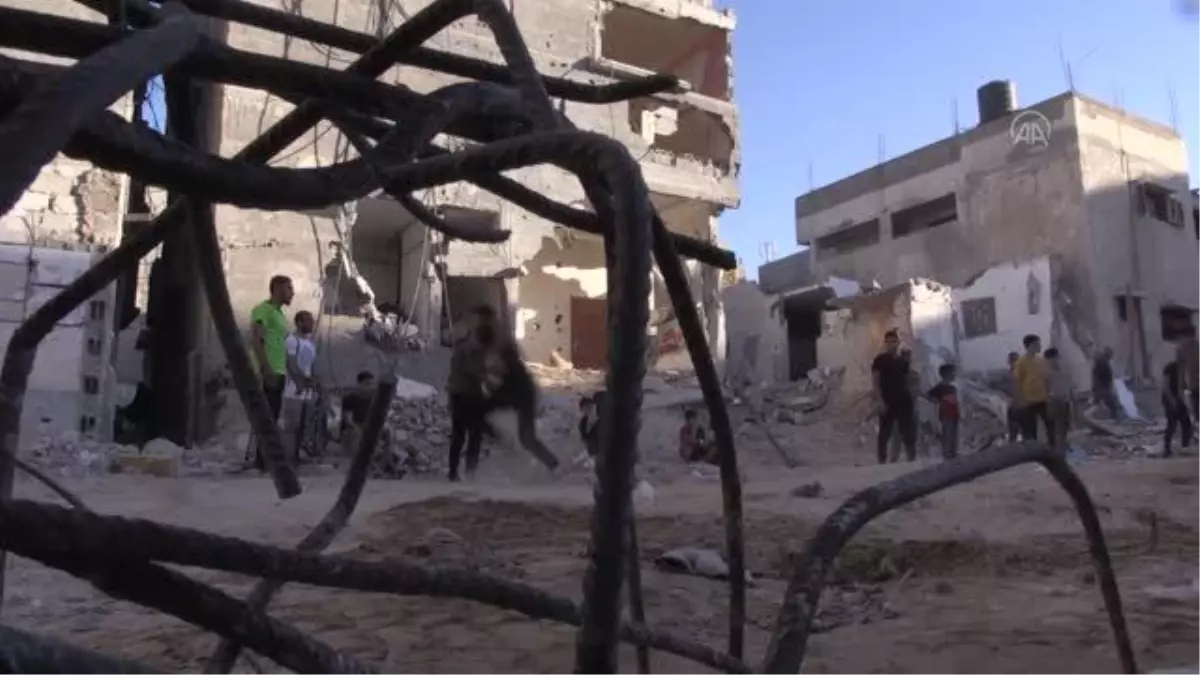 Son Dakika | Gençler İsrail saldırılarında yıkılan evlerin enkazında 'parkur' sporu yapıyor