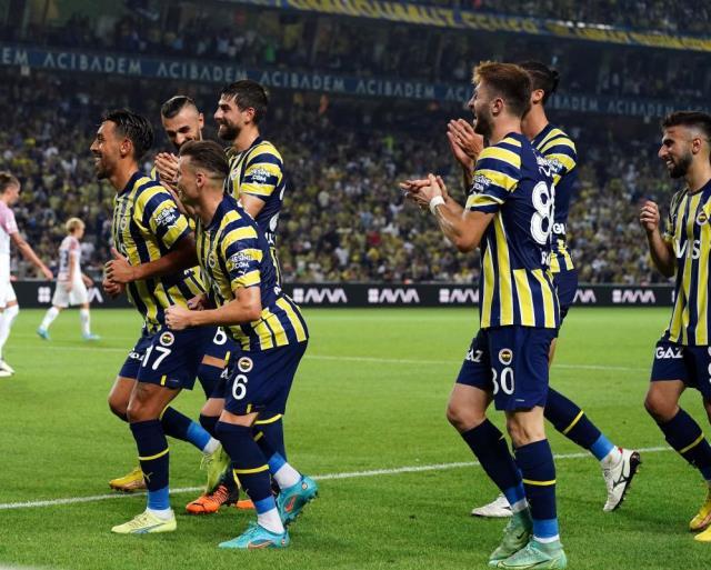 Güle oynaya turladık! Fenerbahçe, Avrupa Ligi'nde gruplara kaldı