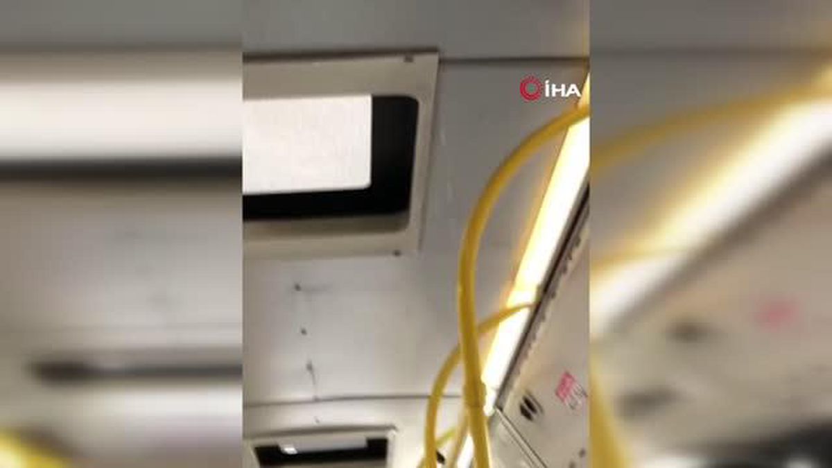 Son dakika genel: İETT otobüsü tavanından su aldı... O anlar kamerada