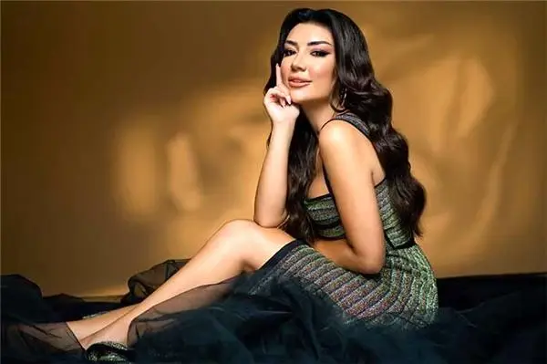 Kısmetse Olur'la adını duyuran Aycan Varış, yeni bir sektöre adım attı