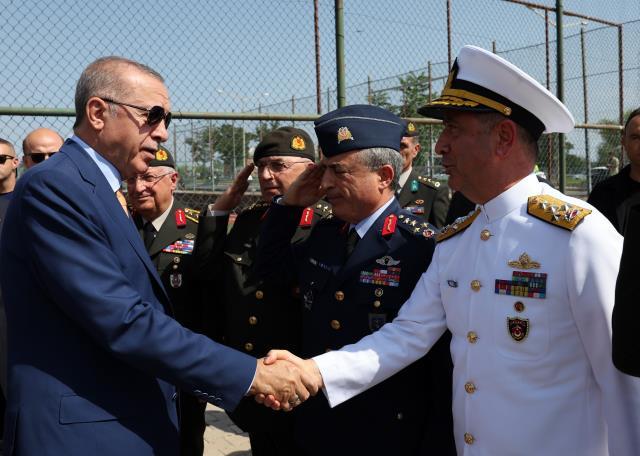 Son dakika! Erdoğan'dan Rusya'nın harekat restine yanıt: Bize parmak sallayanların samimiyetsiz ifadelerini dikkate almıyoruz