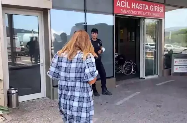 Tatlıses'in ayağında 2 kırık olduğu öğrenildi