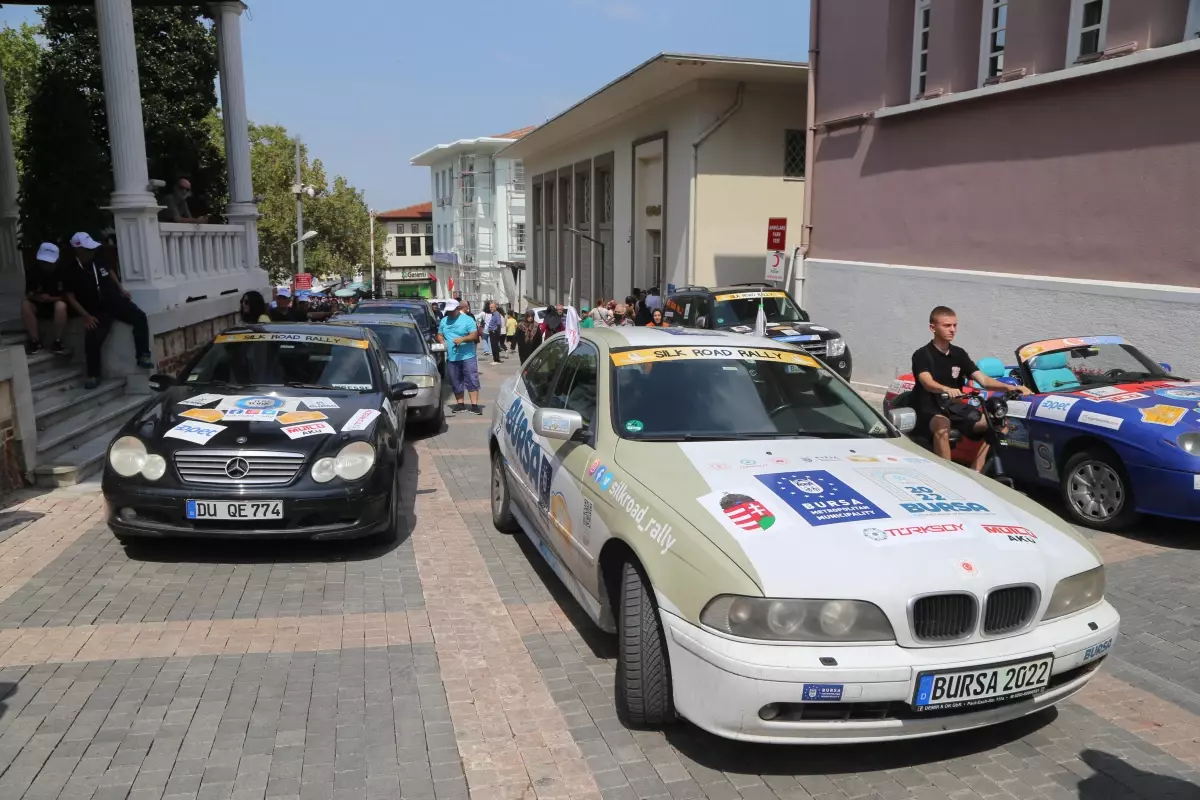 Bursa gündem haberleri: 'Tuna'dan Orhun'a İpek Yolu Rallisi'nin katılımcıları Bursa'ya ulaştı