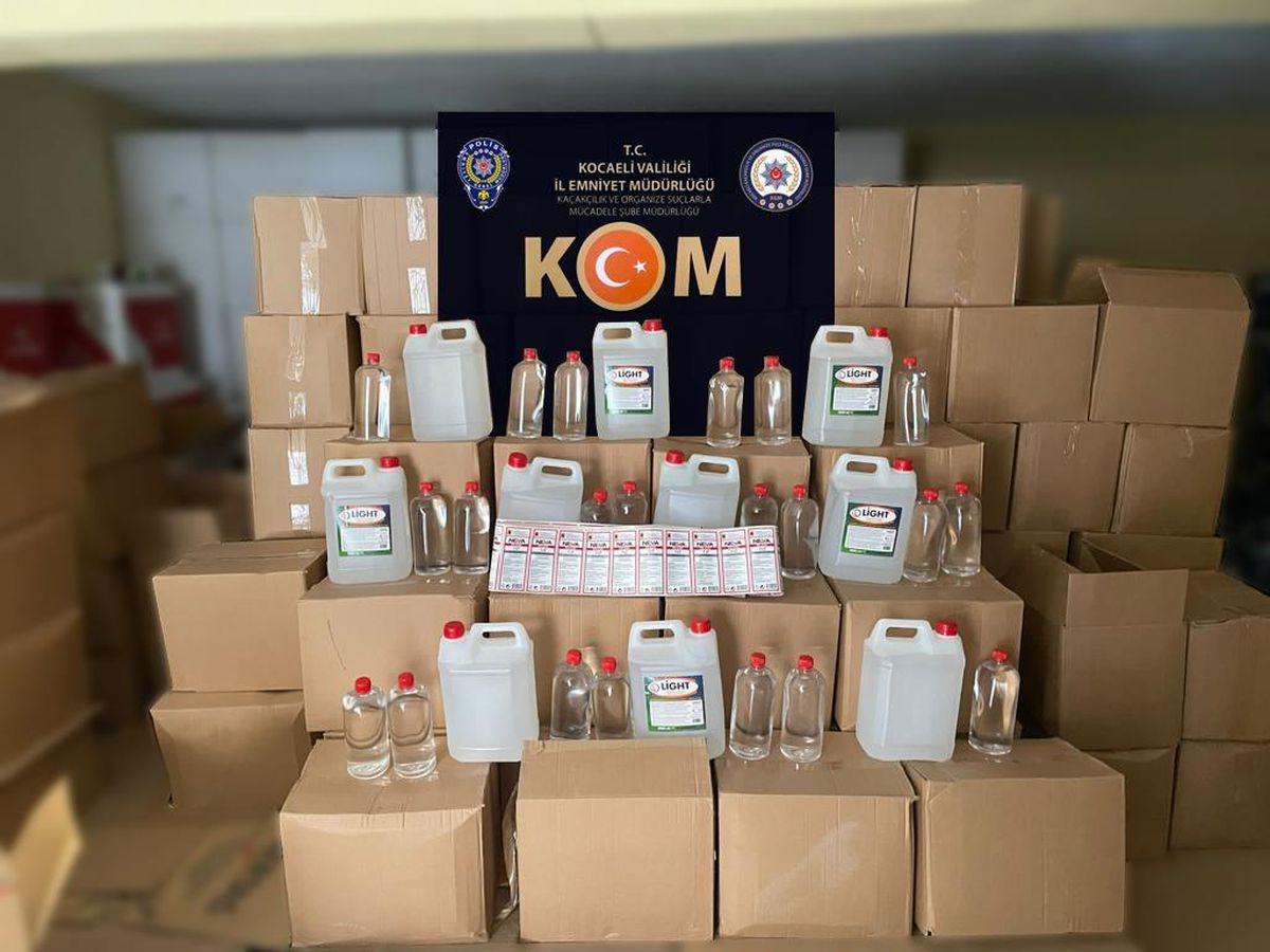 Kocaeli haber: Kocaeli'de 4 bin 225 litre etil alkol ele geçirildi