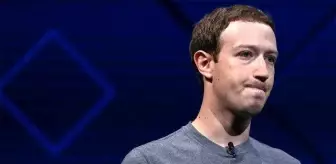 Mark Zuckerberg, görevden alınmaktan kıl payı kurtuldu!