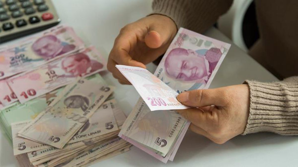 Milyonlarca çalışanı ilgilendiren emsal karar: Resmi tatillerde 1 saat bile çalışana tam gün mesai