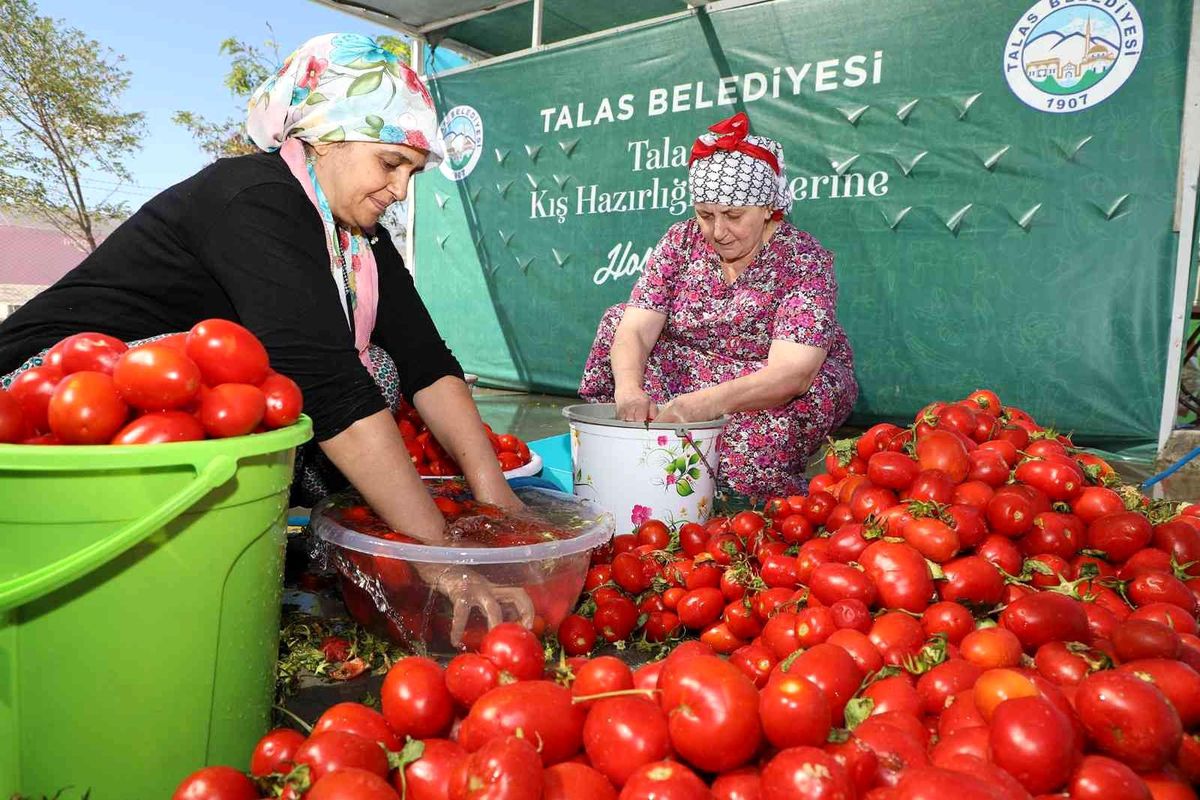 Kayseri yerel: Talas'ta kış hazırlıkları son gününde de dolu dolu geçti