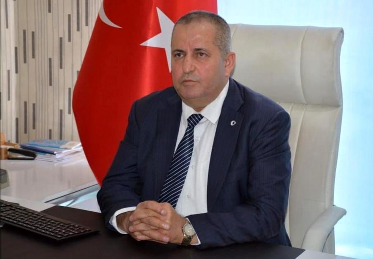 Dini nikahlı eşini darp ettiği iddiasıyla gözaltına alınan CHP'li başkan serbest bırakıldı