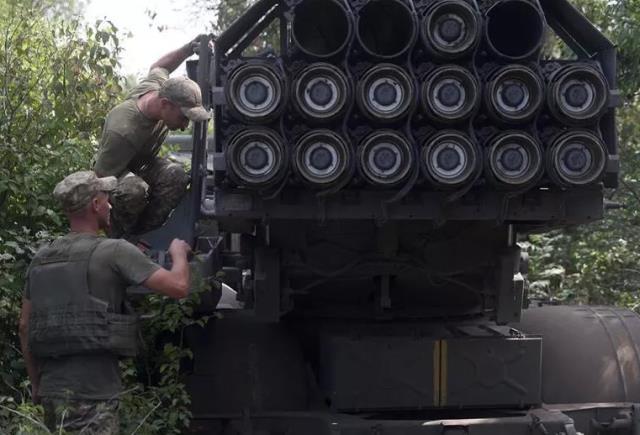 Lavrov'un 'Vururuz' tehdidini ciddiye almayan ABD, yardım gönderdi! Rusya dediğini yapıp hedefleri tek tek vurdu