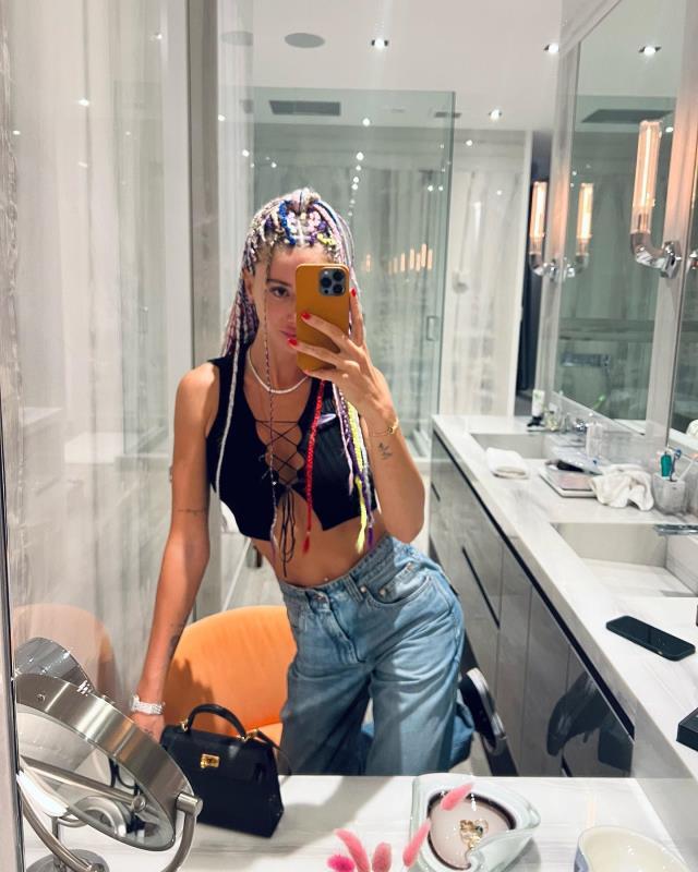 Şeyma Subaşı'nın Burning Man imajına beğeni yağdı! Saçlarını rengarenk yaptı Şeyma Subaşı'nın Burning Man imajına beğeni yağdı! Saçlarını rengarenk yaptı