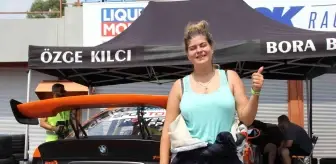 Bingöl spor haberi: Türkiye'nin tek kadın drift pilotu ile en genç pilotu pistlerde