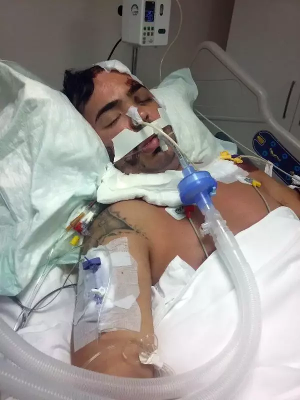 752 günlük koma sonrası 'mucize' oldu, tamire bile başladı