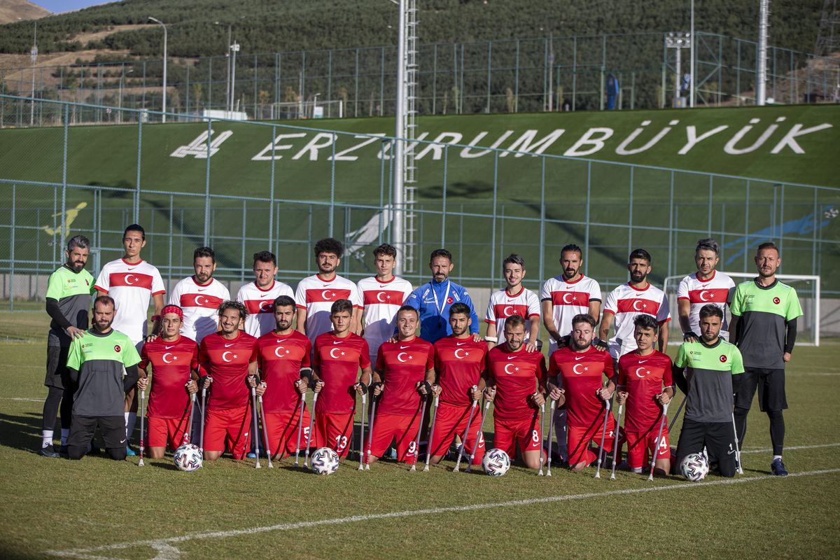 Erzurum haber... Ampute Milli Futbol Takımı'nın Erzurum kampı sona erdi