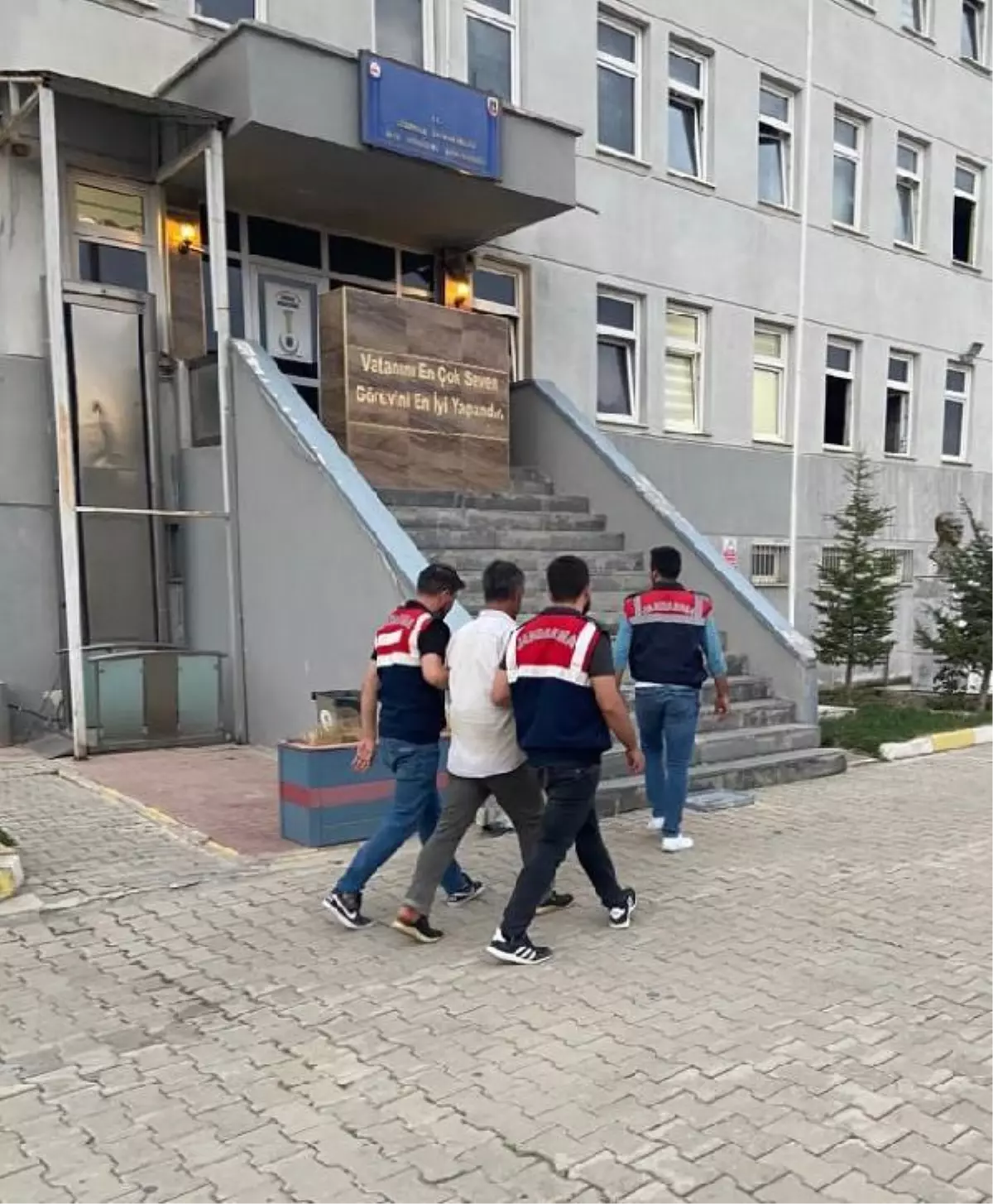 Son dakika haberleri... Firari töre cinayeti hükümlüsü, sahte kimlikle yakalandı