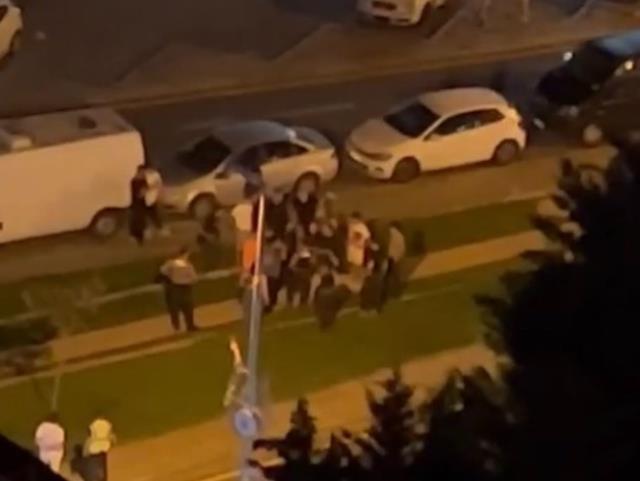 İstanbul'da konserde bıçaklı dehşet: Suç makinesi 2'si polis 6 kişiyi yaralayıp gasp ettiği araçla kaçmaya çalıştı