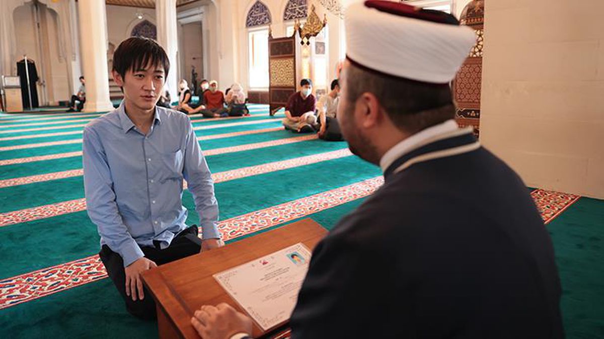 Japon mühendis, Abe suikastının etkisiyle Müslüman oldu