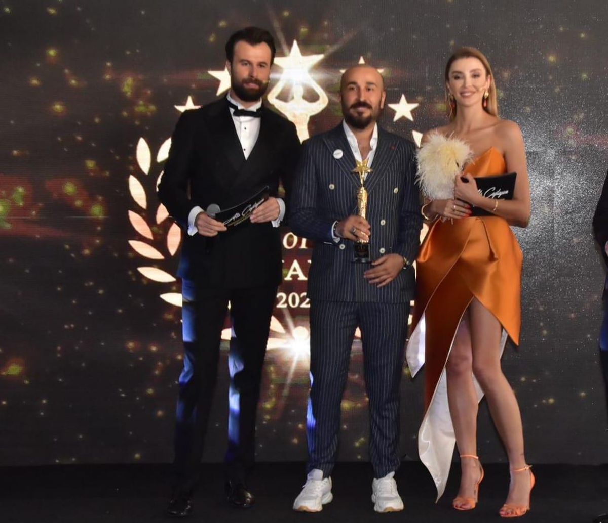 Modacı Sefa Ramazan Öztürk'e başarı ödülü