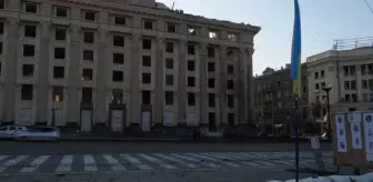 Rus güçlerinden Harkiv şehir merkezine roketli saldırı