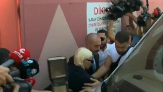 Şahan Gökbakar'dan Gülşen'in ev hapsi şartıyla tahliye olmasına tepki: Serbest bırakılmamış ki