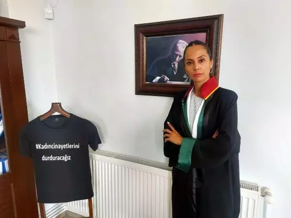 Gözlerinin içine bakıp, 'Kızıma nasıl kıydın' demeyi isterdim Gözlerinin içine bakıp, 'Kızıma nasıl kıydın' demeyi isterdim