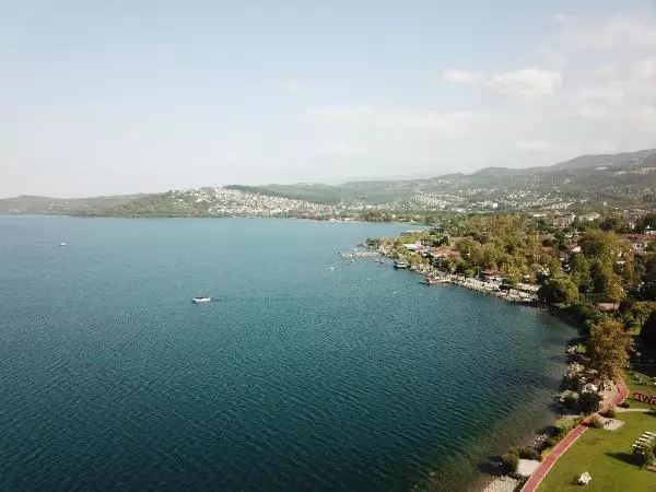 Kritik eşik geçildi! Yaz biterken Sapanca Gölü'nün su seviyesi 31 metreye düştü Kritik eşik geçildi! Yaz biterken Sapanca Gölü'nün su seviyesi 31 metreye düştü