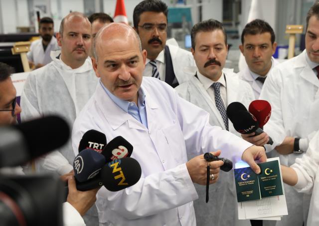 Bakan Soylu, yerli ve milli pasaportun üretimini başlattı