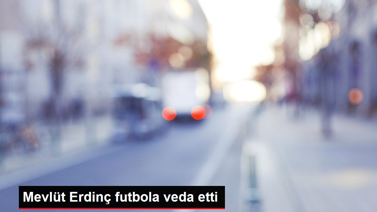 Mevlüt Erdinç futbola veda etti