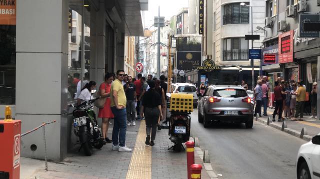 Son Dakika: Ege denizi beşik gibi! Kuşadası açıklarında 4.5 büyüklüğünde bir deprem daha meydana geldi