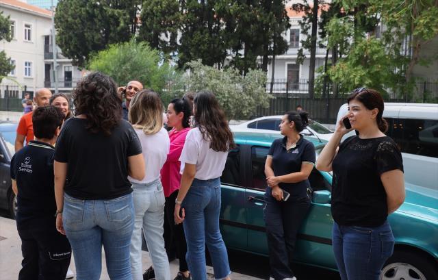 Son Dakika! Ege Denizi'nde 15 dakika arayla iki deprem! Kuşadası açıkları 4.7 ve 5.1 ile sallandı