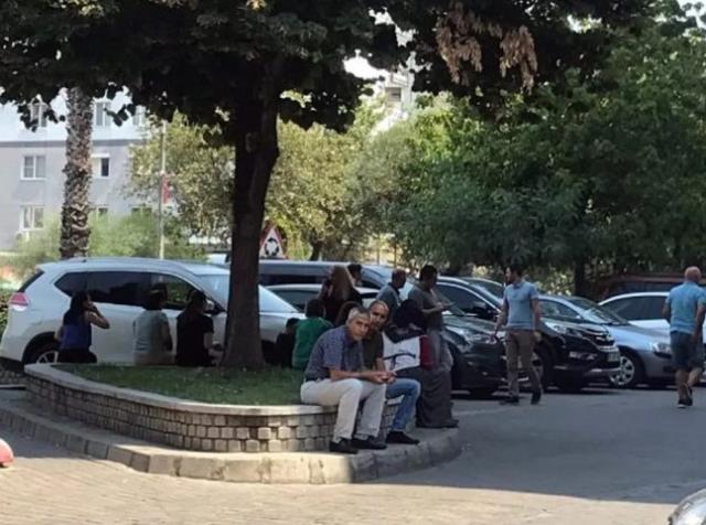 Son Dakika! Ege Denizi'nde 15 dakika arayla iki sarsıntı! Kuşadası açıları 4.7 ve 5.1 ile sallandı