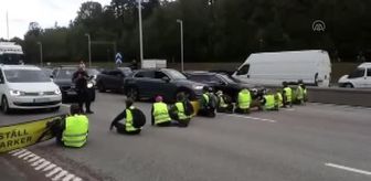 STOCKHOLM - İsveç'te ambulansın da olduğu yolda trafiği kesen aktivistler hakkında soruşturma