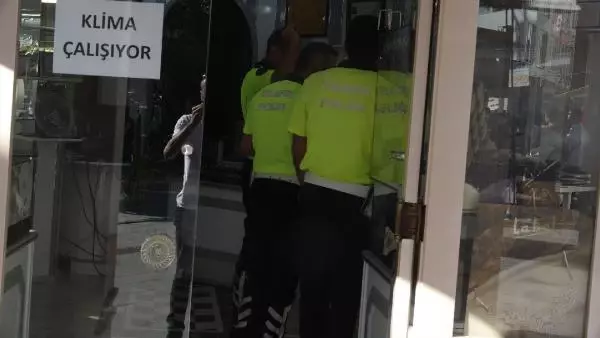 Evdeki altınları kuyumcuya bozduran 13 yaşındaki çocuk, parasını telefon dolandırıcılarına verdi