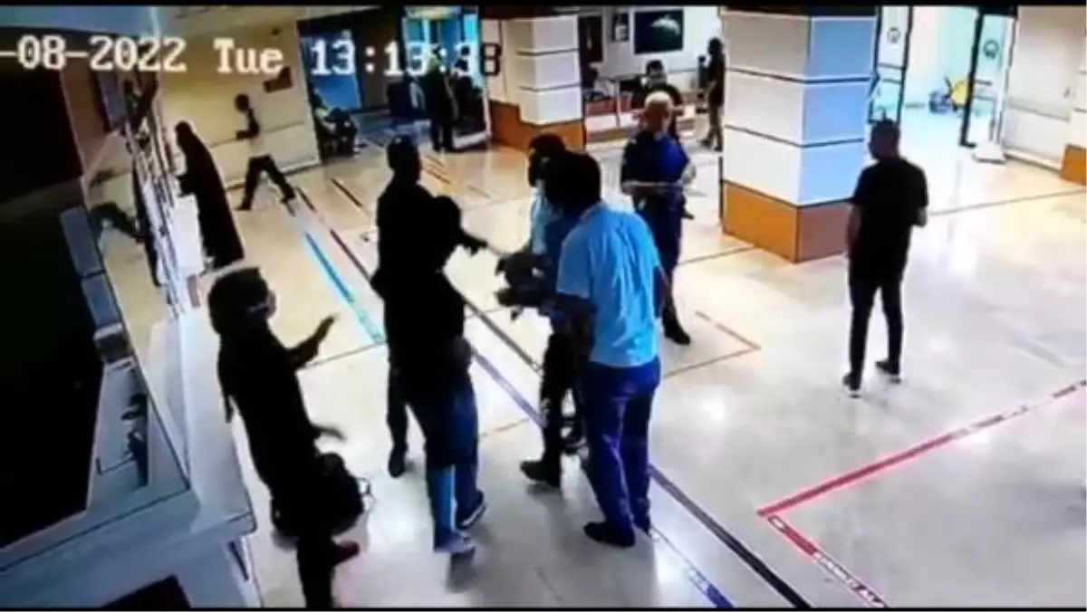 Acil serviste önlüklü, stetoskoplu sahte doktor yakalandı (2)