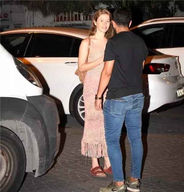 Camdaki Kız sete çıktı! Burcu Biricik perişan oldu: Çok yorgunum