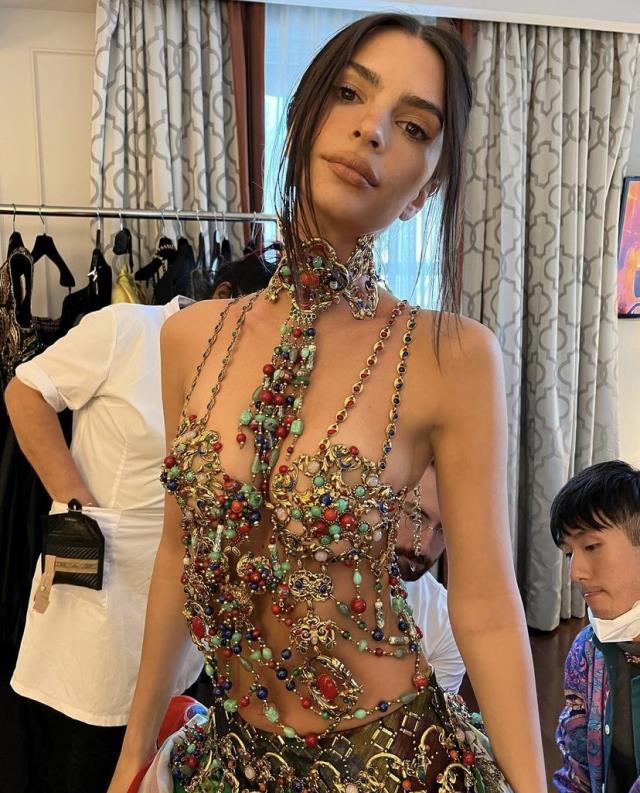 Emily Ratajkowski kimdir? Emily Ratajkowski kaç yaşında? Emrata Instagram hesabı!