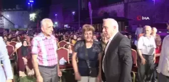 Fatih'te 'Cepheden İstikbale' programı ile 30 Ağustos Zafer Bayramı kutlandı