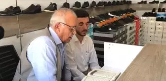 İmam ayağına geldi, 70 yaşındaki vatandaş iş yerinde Kur'an-ı Kerim öğrendi