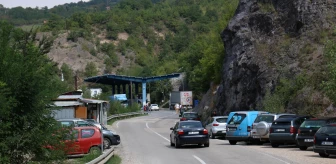 Kosova ile Sırbistan arasında kimlik kartlarıyla seyahat anlaşması uygulanmaya başladı