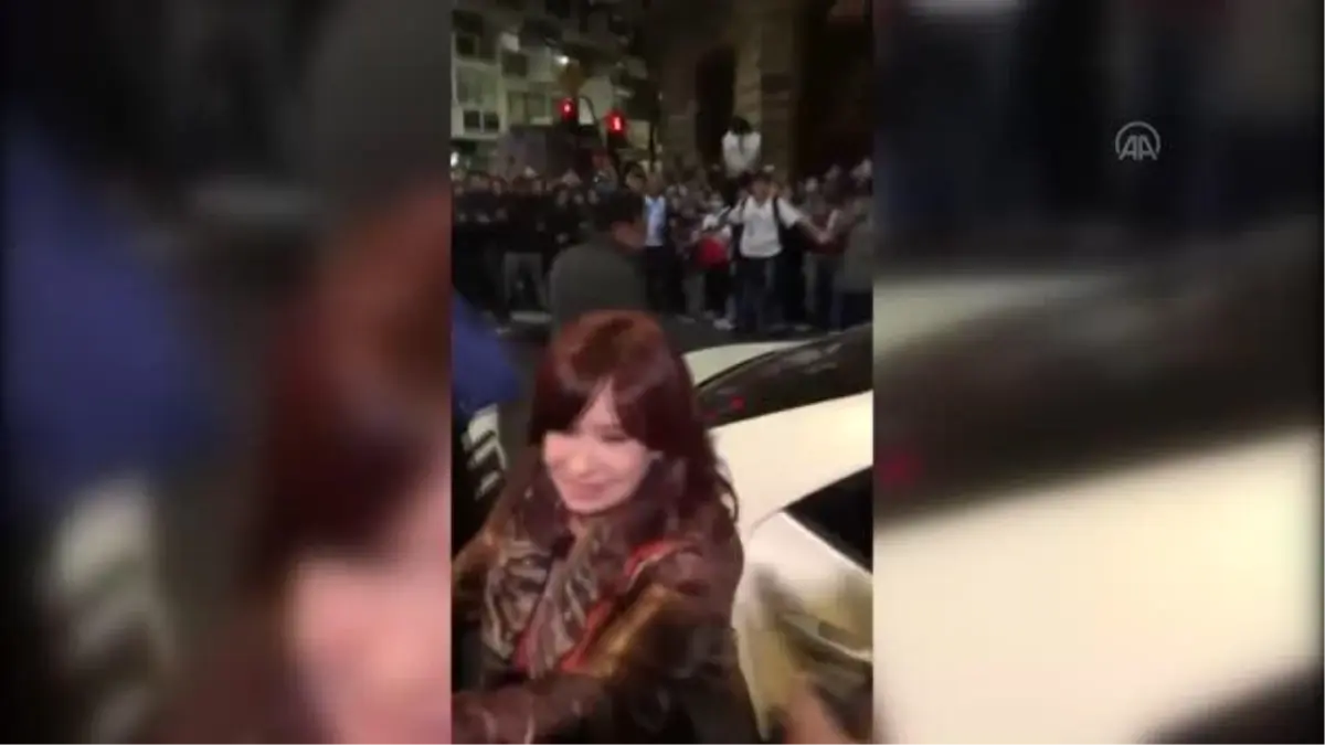 Arjantin'de Cumhurbaşkanı Yardımcısı Kirchner'a saldırı girişimi protesto edildi