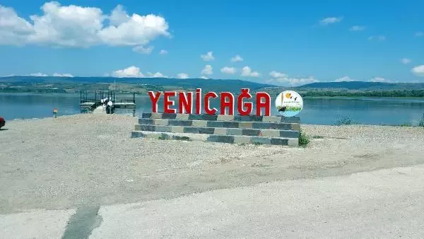 Kendisini ameliyat eden doktorun ismini parka veren belediye başkanına İYİ Parti'den tepki Kendisini ameliyat eden doktorun ismini parka veren belediye başkanına İYİ Parti'den tepki