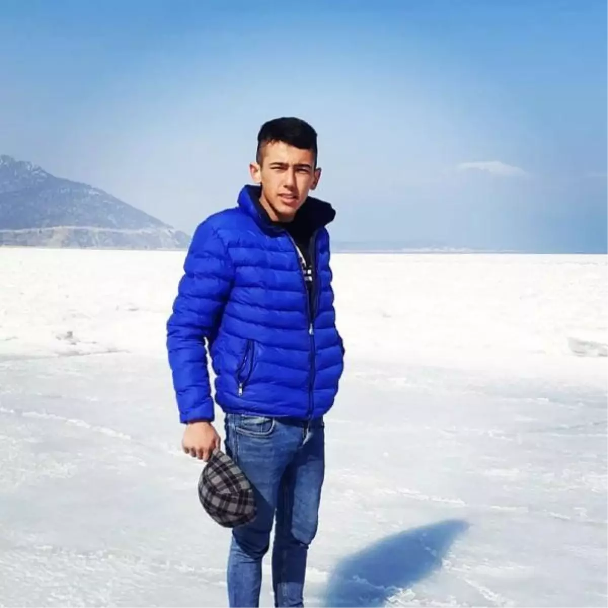 Kız husumetinden çıkan kavgada bıçakla ağır yaralandı