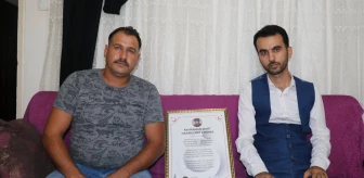 Son dakika haber: Müzisyen Yazıcıoğlu, şehit Hasan Sert için yazdığı ağıtı oğluna hediye etti