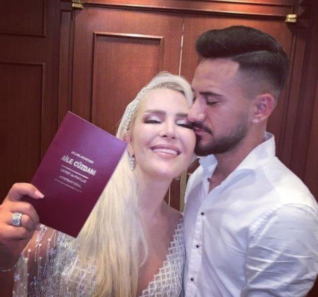 Selin Ciğerci ikinci kez boşandı Selin Ciğerci ikinci kez boşandı