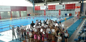Yüzme ve voleybolda katılım sertifika töreni gerçekleştirildi