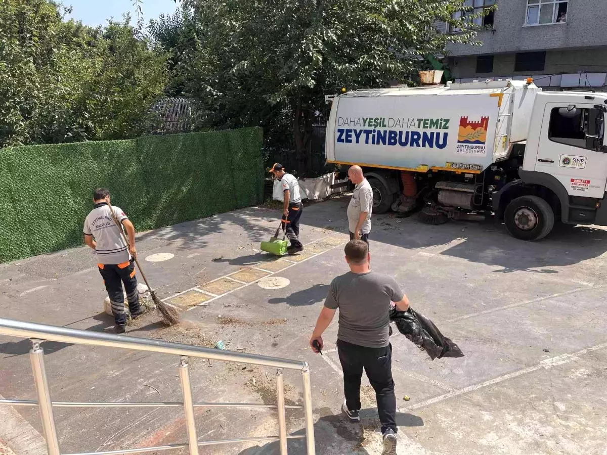 Zeytinburnu'nda okullar yeni eğitim yılına hazırlanıyor