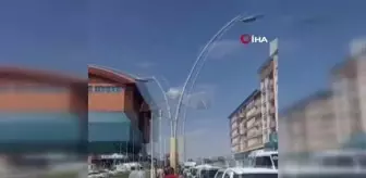 Son dakika haberi... 5 katlı binada çıkan yangına TOMA ile müdahale
