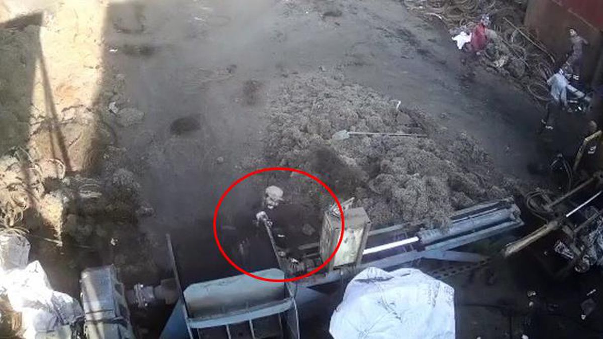 İşçinin tel sarma makinesine sıkışarak hayatını kaybettiği kazanın görüntüleri ortaya çıktı