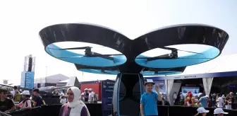 Türkiye'nin ilk uçan arabası Cezeri TEKNOFEST KARADENİZ'de ilgi görüyor