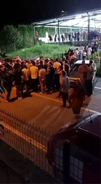 Düğünde başlayan kavga sokağa taştı! Ortalık savaş alanına döndü